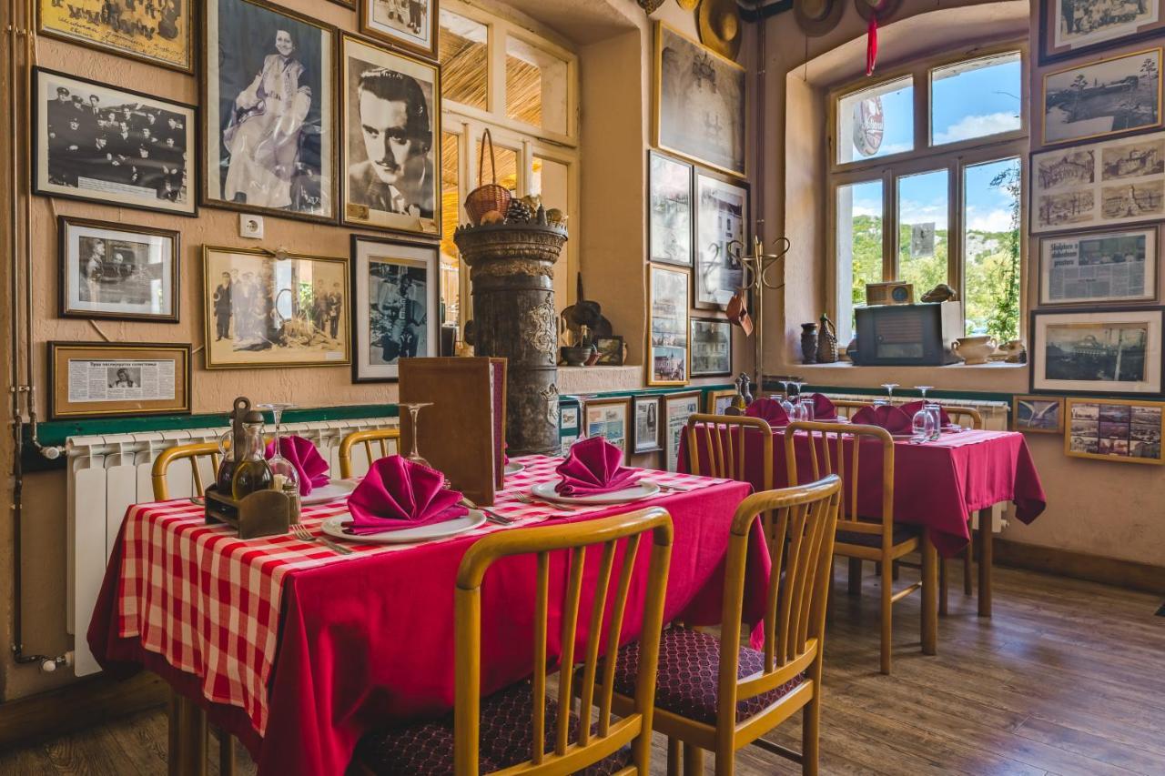 Hotel Pelikan Virpazar Ngoại thất bức ảnh