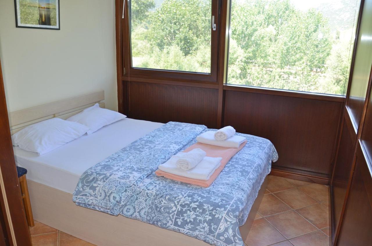 Hotel Pelikan Virpazar Ngoại thất bức ảnh