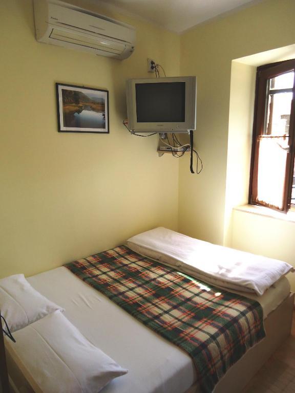 Hotel Pelikan Virpazar Ngoại thất bức ảnh