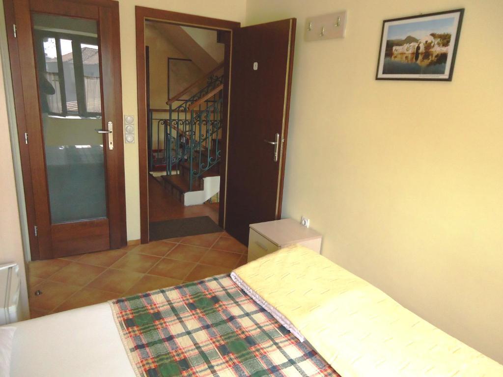 Hotel Pelikan Virpazar Ngoại thất bức ảnh