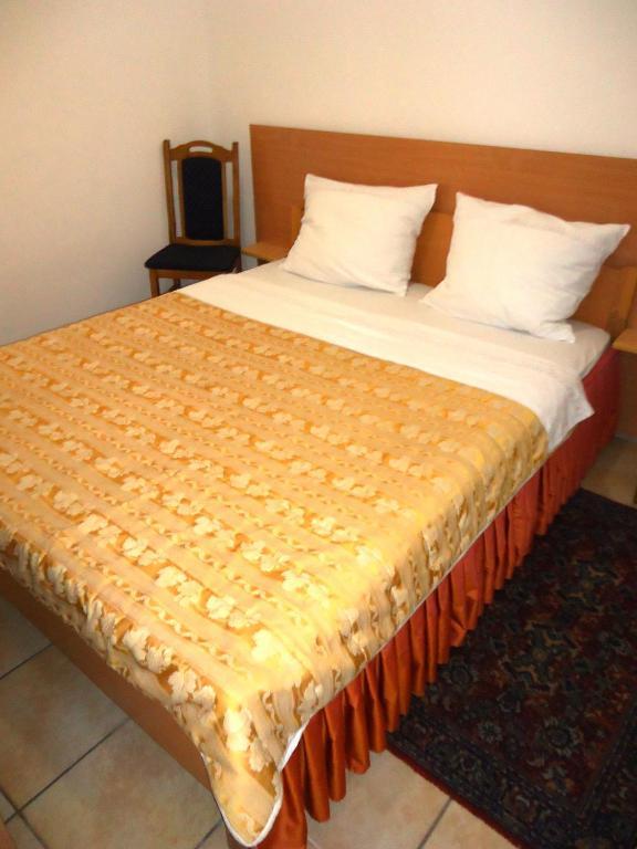 Hotel Pelikan Virpazar Ngoại thất bức ảnh