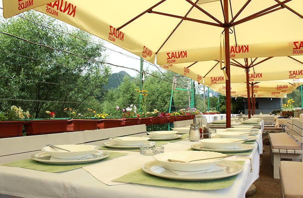 Hotel Pelikan Virpazar Ngoại thất bức ảnh